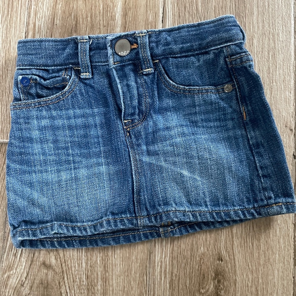 Gap Toddler skirt